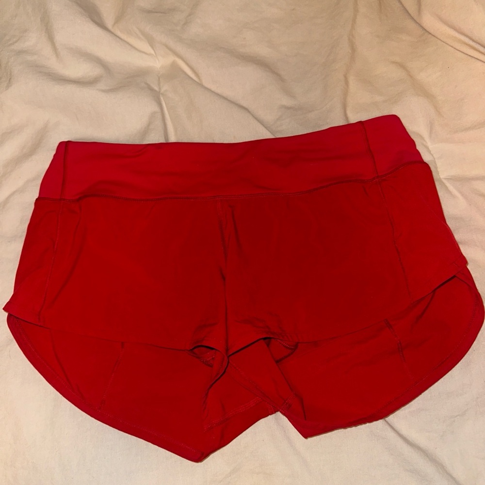 Lululemon Size 6 Speed Up Shorts 2.5”